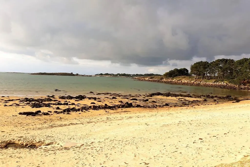 別荘 Residence Keryvet, Maison De Charme Vue Mer, Plage A 250M, プルームール・ボドゥー
